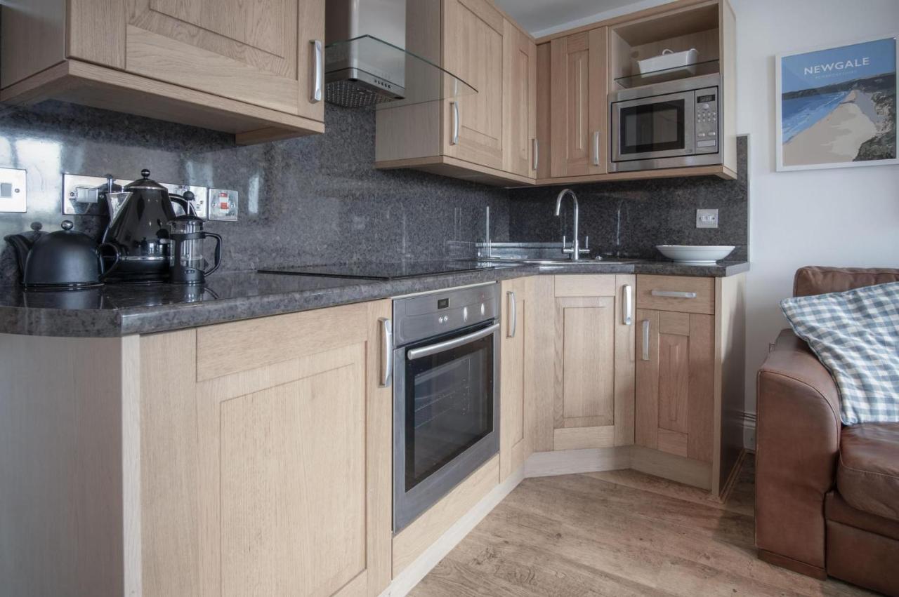 Goscar Court - 1 Bedroom Apartment - Tenby Εξωτερικό φωτογραφία