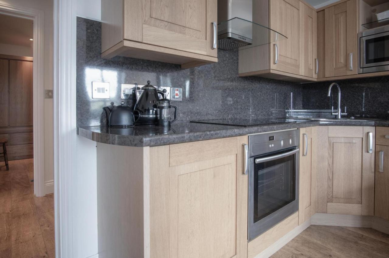 Goscar Court - 1 Bedroom Apartment - Tenby Εξωτερικό φωτογραφία