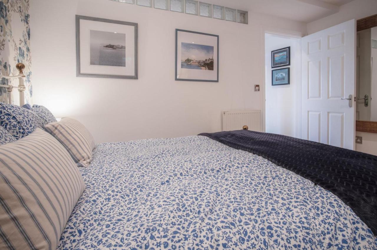 Goscar Court - 1 Bedroom Apartment - Tenby Εξωτερικό φωτογραφία